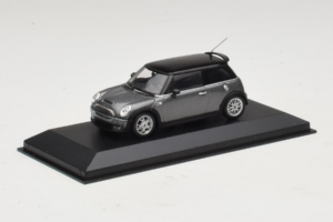 Mini Cooper S Grey Metallic Minichamps 1:43 80420148551-R1 Metall - pilt 2/4