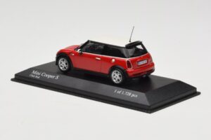 MINI Cooper S R53 Punane Minichamps 1:43 431138200 Metall - pilt 3/5