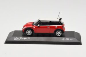 MINI Cooper S R53 Punane Minichamps 1:43 431138200 Metall