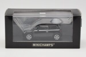 Mini One R50 Must Musta Katusega Minichamps 1:43 MINI005 Metall - pilt 4/5