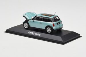 Mini One R50 Heleroheline Helerohelse Katusega Minichamps 1:43 MINI003 Metall - pilt 3/4