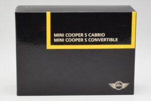 Mini Cooper S R57 Kabriolett Must Minichamps 1:43 80422148818 Metall - pilt 2/4