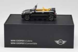 Mini Cooper S R57 Kabriolett Must Minichamps 1:43 80422148818 Metall