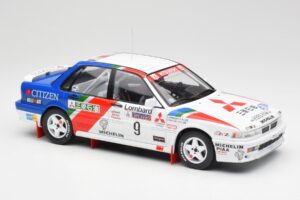 Mitsubishi Galant VR-4 #9 K. Eriksson / S. Parmander RAC Rally 1990 IXO 1:18 18RMC192A Metall - pilt 4/6