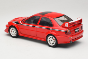 Mitsubishi Lancer Evo VI Tommi Makinen Edition Punane AUTOart 1:18 77156 Metall - pilt 7/8