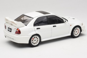 Mitsubishi Lancer Evo VI Tommi Makinen Edition Valge AUTOart 1:18 77157 Metall - pilt 3/8