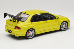 Mitsubishi Lancer Evo VII Mustard Yellow AUTOart 1:18 77166 Metall - pilt 3/8