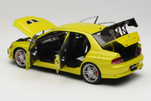 Mitsubishi Lancer Evo VII Mustard Yellow AUTOart 1:18 77166 Metall - pilt 7/8