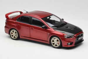 Mitsubishi Lancer Evolution X Punane OEM 1:18 MLE02 Metall - pilt 6/8