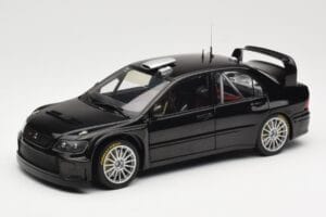 Mitsubishi Lancer Evolution WRC Plain Body Must AUTOart 1:18 80528 Metall