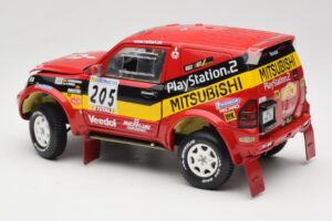 Mitsubishi Pajero Rallye Raid #205 Paris-Dakar Rally 2001 Solido 1:18 9022 Metall - pilt 7/8