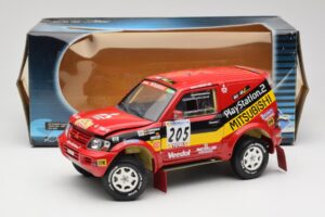 Mitsubishi Pajero Rallye Raid #205 Paris-Dakar Rally 2001 Solido 1:18 9022 Metall - pilt 8/8