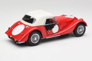 Morgan 4/4 Plus Competition Hardtop Punane Kyosho 1:18 08114R Metall - pilt 3/8