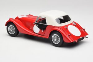Morgan 4/4 Plus Competition Hardtop Punane Kyosho 1:18 08114R Metall - pilt 7/8