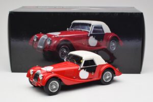 Morgan 4/4 Plus Competition Hardtop Punane Kyosho 1:18 08114R Metall - pilt 8/8