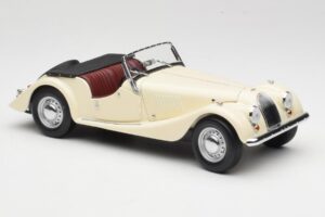 Morgan 4/4 Series II Valge Kyosho 1:18 08111W Metall - pilt 6/8