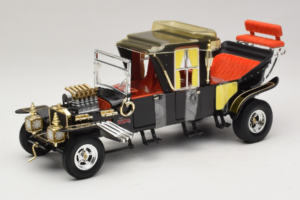 Munsters Koach Must ERTL 1:18 33036 Metall