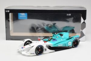 NIO 004 Team NIO #8 T. Dillmann Formula E Season 5 2019 Minichamps 1:18 114180008 Metall - pilt 6/6