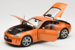Nissan 350Z Z33 Sunset Orange AUTOart 1:18 77312 Metall - pilt 2/8
