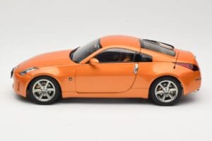 Nissan 350Z Z33 Sunset Orange AUTOart 1:18 77312 Metall - pilt 4/8