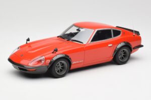 Nissan Fairlady 240ZG Punane Otto 1:18 OT457 Vaik