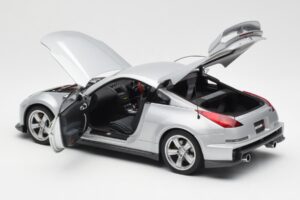 Nissan Fairlady Z Z34 NISMO Type 380RS Hõbedane AUTOart 1:18 77401 Metall - pilt 5/8
