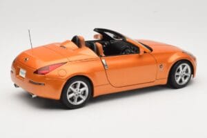 Nissan Fairlady Z Z33 Roadster Sunset Orange AUTOart 1:18 77377 Metall - pilt 3/8