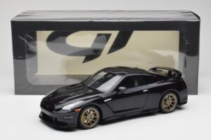 Nissan GT-R R35 Takumi Edition Midnight Purple GT Spirit 1:18 GT932 Vaik - pilt 6/6