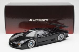 Nissan R390 GT1 #0 24 Hours of Le Mans 1998 AUTOart 1:18 89878 Metall - pilt 8/8