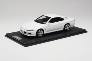 Nissan Silvia S15 Spec-S Valge Cracked Plexi One Model 1:18 REMC034 Metall - pilt 2/7