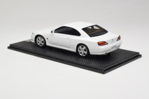 Nissan Silvia S15 Spec-S Valge Cracked Plexi One Model 1:18 REMC034 Metall - pilt 5/7