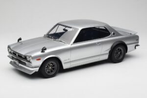 Nissan Skyline C10 2000 GT-R Hõbedane Otto 1:12 G094 Vaik