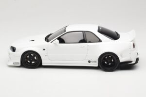 Nissan Skyline GT-R BNR34 by KRC Pearl White Otto 1:18 OT1135 Vaik - pilt 3/6