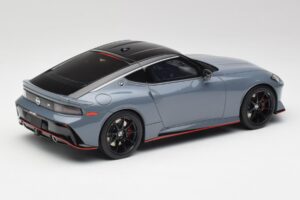 Nissan Z RZ34 NISMO Stealth Hall GT Spirit 1:18 GT484 Vaik - pilt 2/6