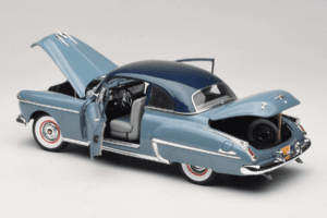 Oldsmobile 88 Sinine Grease Auto World 1:18 AWSS103/06 Metall - pilt 5/8