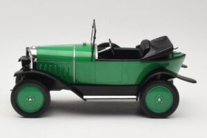 Opel 4 PS Laubfrosch Roheline MCG 1:18 MCG18050 Metall - pilt 3/6