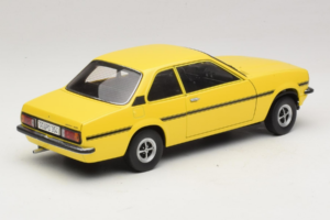 Opel Ascona B SR Kollane Kriimustatud Esikülg Sun Star 1:18 5384 Metall - pilt 3/9