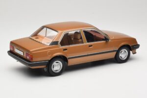 Opel Ascona C Berlina Beige Metallic MCG 1:18 MCG18459 Metall - pilt 2/6