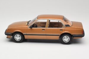 Opel Ascona C Berlina Beige Metallic MCG 1:18 MCG18459 Metall - pilt 3/6