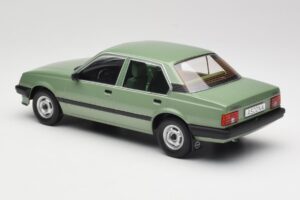 Opel Ascona C Metallic Light Green MCG 1:18 MCG18458 Metall - pilt 5/6