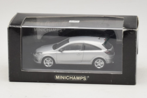 Opel Astra H GTC Hõbe Minichamps 1:43 ASTRA003 Metall - pilt 4/4