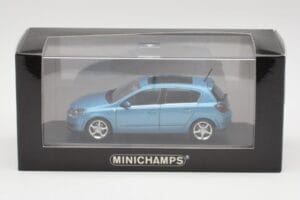 Opel Astra H Helesinine Minichamps 1:43 400043001 Metall - pilt 4/4
