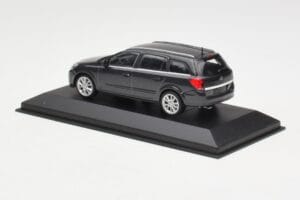 Opel Astra H Universaal Tumehall Minichamps 1:43 ASTRA002 Metall - pilt 3/4