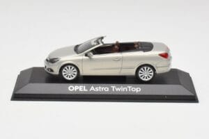 Opel Astra H Twin Top Hõbe Minichamps 1:43 403045633 Metall