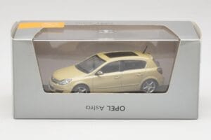 Opel Astra H Kollane Metallik Minichamps 1:43 403043003 Metall - pilt 4/4