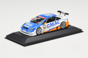 Opel Astra V8 Coupe Race Taxi GMAC Bank OPC Euroteam 2004 Minichamps 1:43 400044800 Metall - pilt 2/4