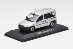 Opel Combo C Hõbe Minichamps 1:43 COMBO001 Metall - pilt 2/4