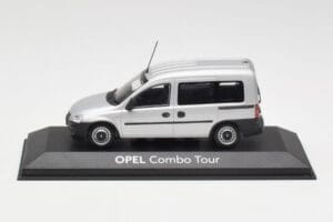 Opel Combo C Hõbe Minichamps 1:43 COMBO001 Metall