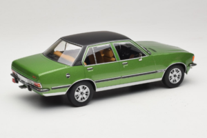 Opel Commodore B Roheline MCG 1:18 MCG18565 Metall - pilt 2/6