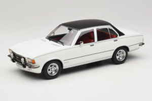 Opel Commodore B Valge MCG 1:18 MCG18564 Metall